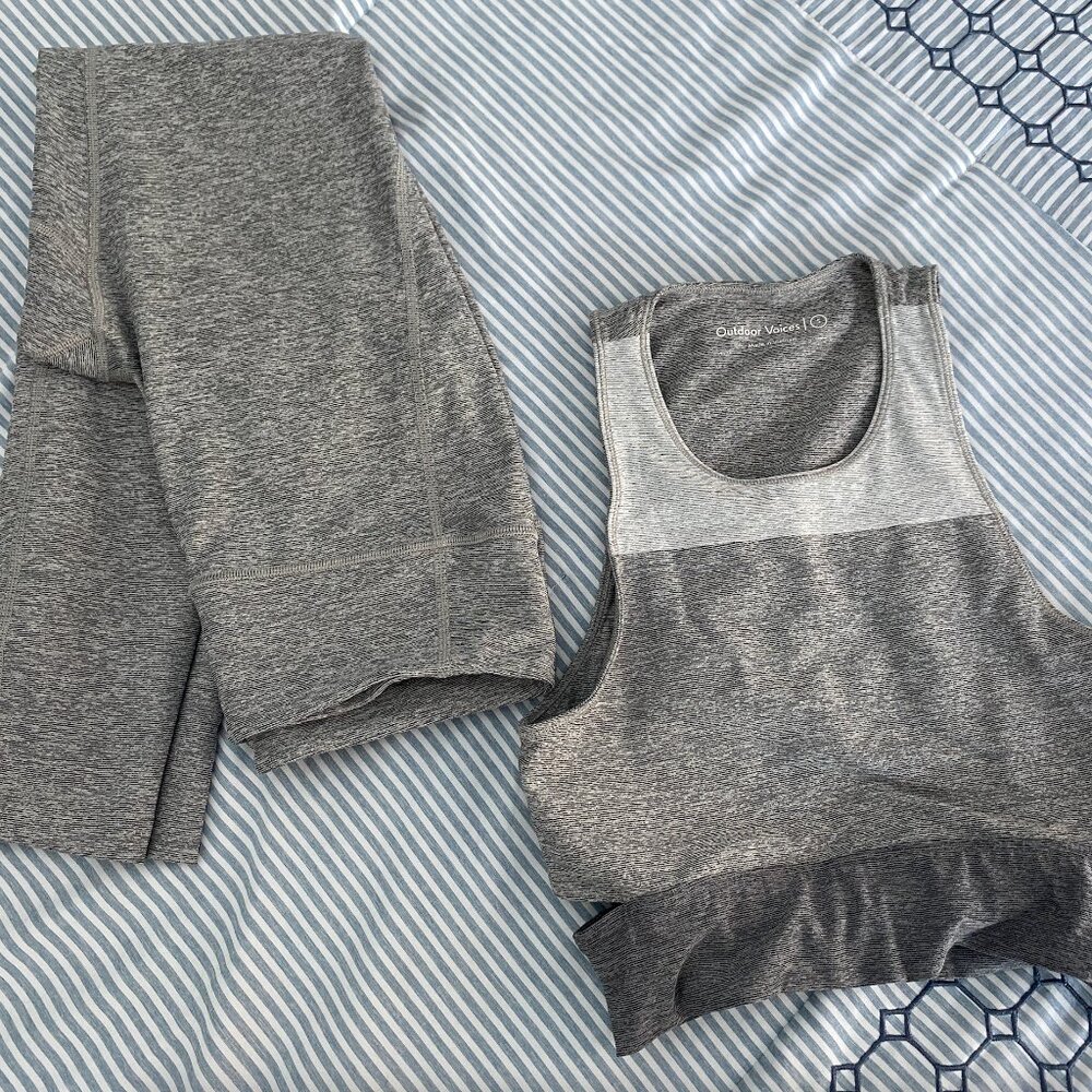 Outdoor voices top and bottom set womens size small